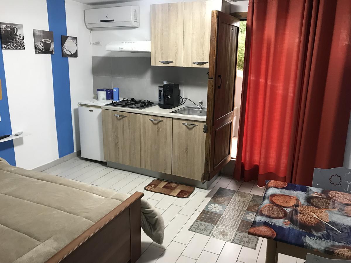 Monolocale Per Vacanze Apartment Кастеламаре дел Голфо Екстериор снимка
